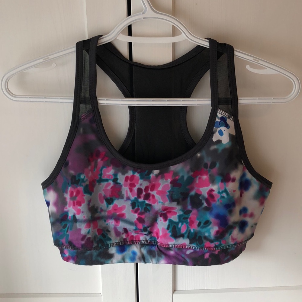 Joe Fresh printed sports bra